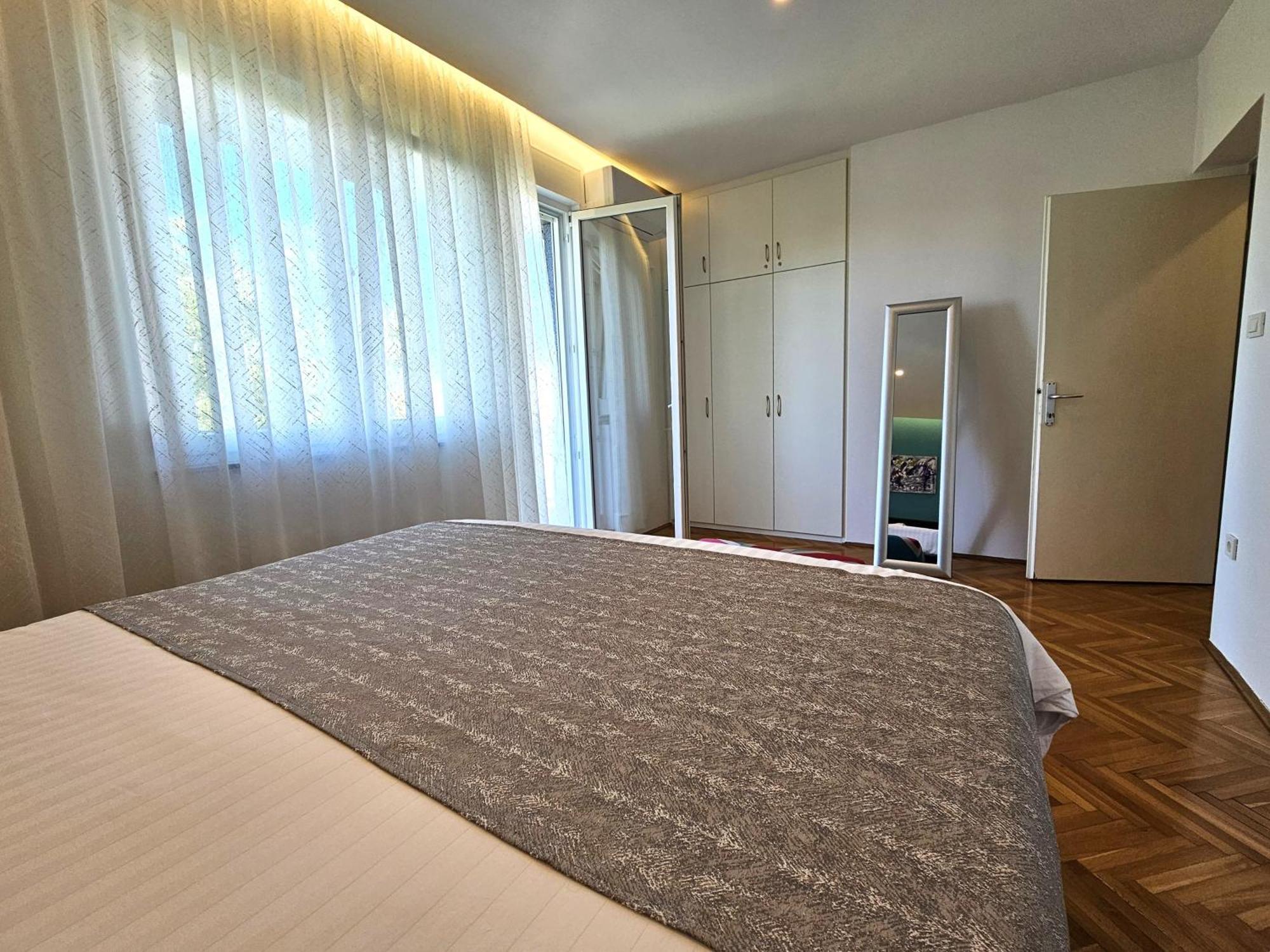 Apartment Olga Малинска Экстерьер фото